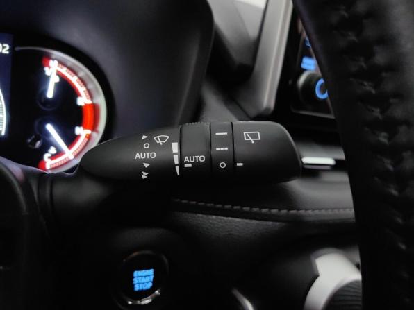 Toyota RAV4 V (XA50) с пробегом 2022 года, цена 3 450 000 рублей, 40372 км, внедорожник, Автокод Объявления