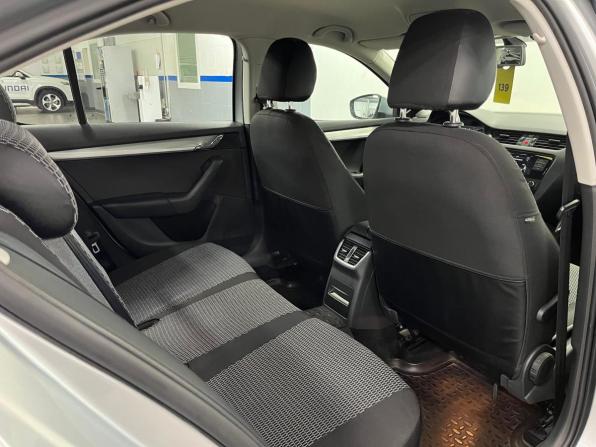 Skoda Octavia III (A7) с пробегом 2015 года, цена 1 110 000 рублей, 141821 км, лифтбек, Автокод Объявления