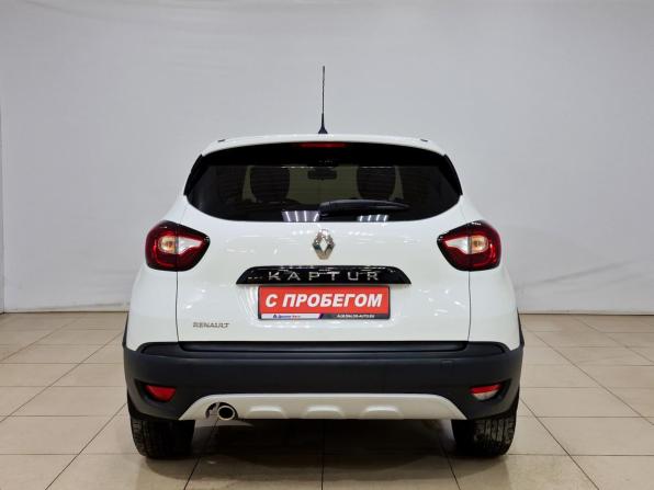 Renault Kaptur I с пробегом 2017 года, цена 1 360 000 рублей, 119280 км, внедорожник, Автокод Объявления