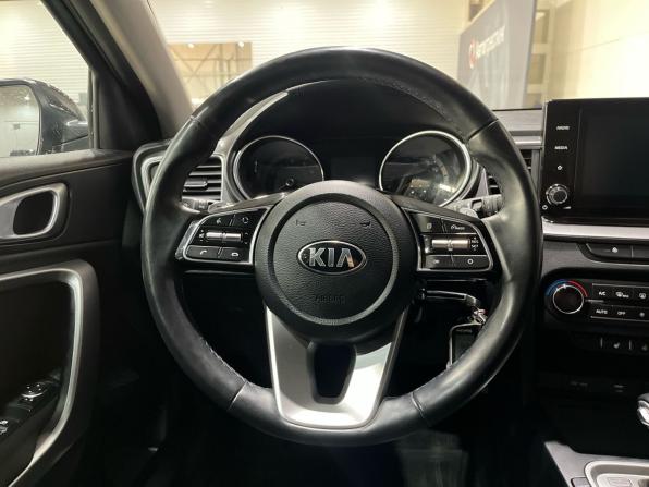 Kia XCeed I с пробегом 2021 года, цена 1 980 000 рублей, 53595 км, хэтчбек, Автокод Объявления