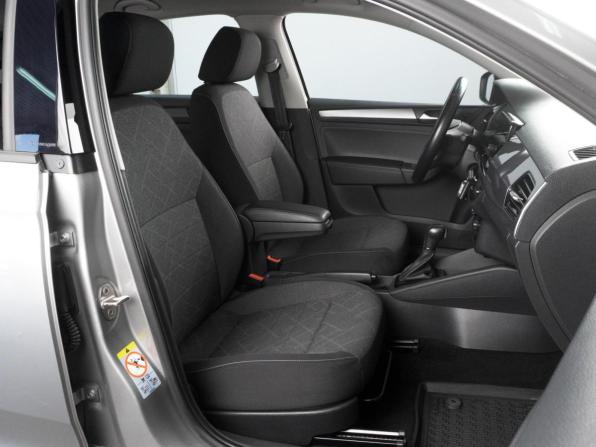 Volkswagen Polo VI с пробегом 2021 года, цена 1 769 000 рублей, 49689 км, лифтбек, Автокод Объявления