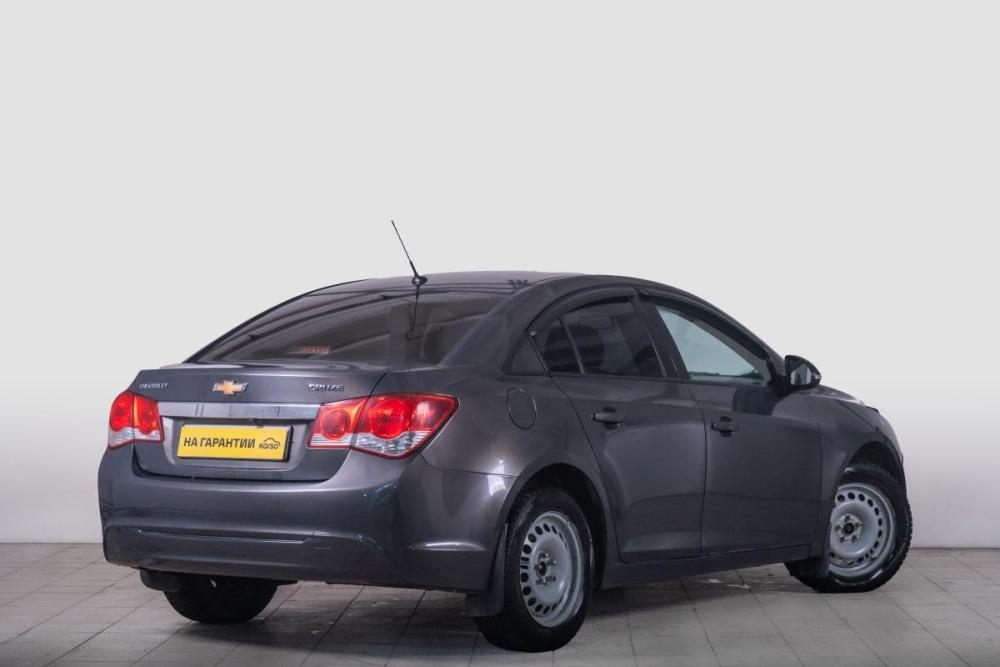 Chevrolet Cruze I Рестайлинг Томск  - изображение 7