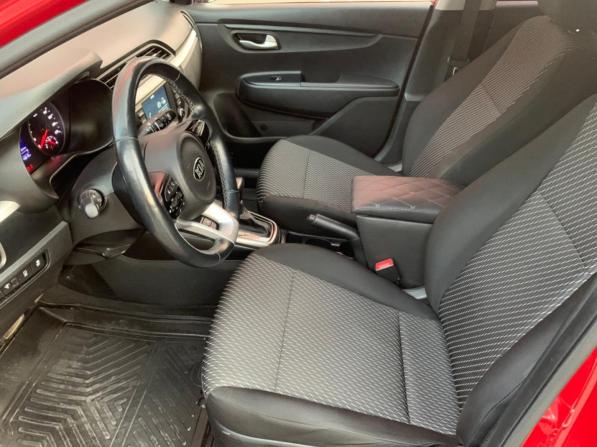 Kia Rio IV с пробегом 2018 года, цена 1 345 000 рублей, 43311 км, хэтчбек, Автокод Объявления
