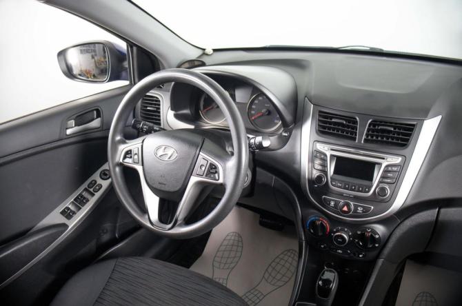 Hyundai Solaris I Рестайлинг с пробегом 2016 года, цена 1 199 000 рублей, 155425 км, седан, Автокод Объявления