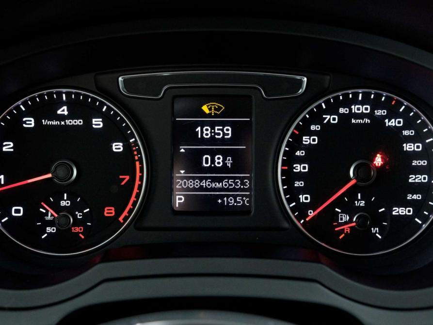 Audi Q3 I (8U) Рестайлинг Санкт-Петербург  - изображение 13
