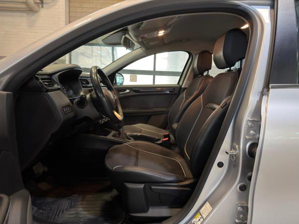 Renault Arkana I с пробегом 2019 года, цена 1 519 000 рублей, 156669 км, внедорожник, Автокод Объявления