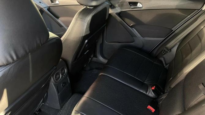 Volkswagen Tiguan I с пробегом 2011 года, цена 1 200 000 рублей, 292500 км, внедорожник, Автокод Объявления