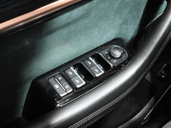 Geely Monjaro I с пробегом 2023 года, цена 3 750 000 рублей, 33712 км, внедорожник, Автокод Объявления