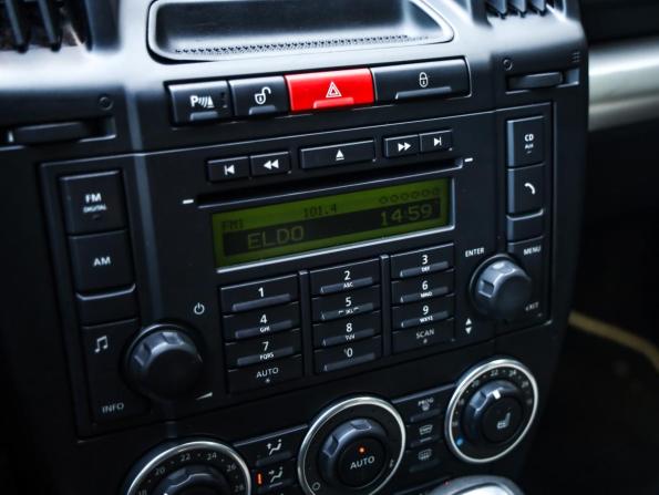 Land Rover Freelander II Рестайлинг с пробегом 2012 года, цена 1 199 777 рублей, 219342 км, внедорожник, Автокод Объявления
