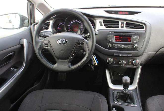 Kia Ceed II с пробегом 2013 года, цена 650 000 рублей, 275512 км, хэтчбек, Автокод Объявления