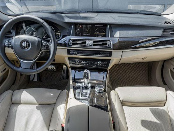 BMW 5 серии VI (F10/F11/F07) Рестайлинг с пробегом 2015 года, цена 2 449 000 рублей, 175760 км, седан, Автокод Объявления