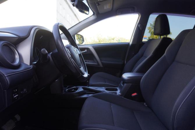 Toyota RAV4 IV (XA40) Рестайлинг с пробегом 2018 года, цена 2 692 000 рублей, 68363 км, внедорожник, Автокод Объявления