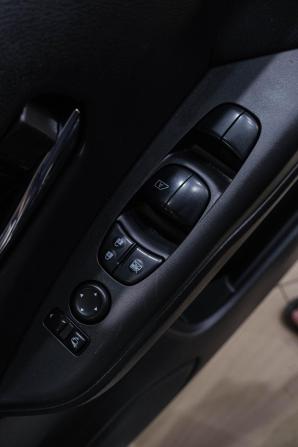 Nissan Serena V (C27) с пробегом 2018 года, цена 1 759 000 рублей, 92400 км, минивэн, Автокод Объявления