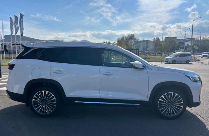 JETOUR X90+ с пробегом 2023 года, цена 2 230 000 рублей, 28000 км, внедорожник, Автокод Объявления