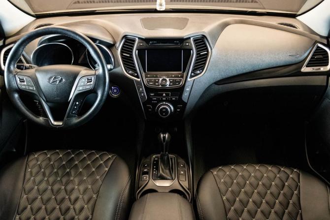 Hyundai Santa Fe III с пробегом 2013 года, цена 1 669 000 рублей, 319698 км, внедорожник, Автокод Объявления