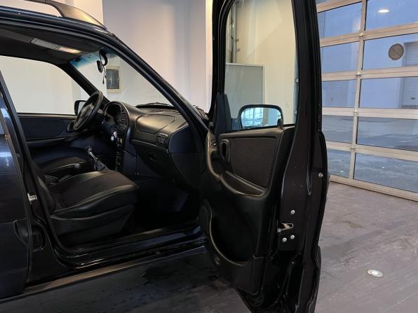 Chevrolet Niva I Рестайлинг с пробегом 2011 года, цена 370 000 рублей, 287364 км, внедорожник, Автокод Объявления