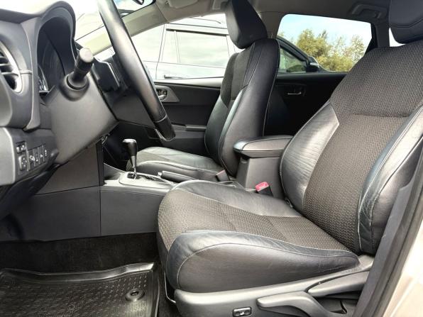 Toyota Auris II с пробегом 2013 года, цена 1 150 000 рублей, 150000 км, хэтчбек, Автокод Объявления