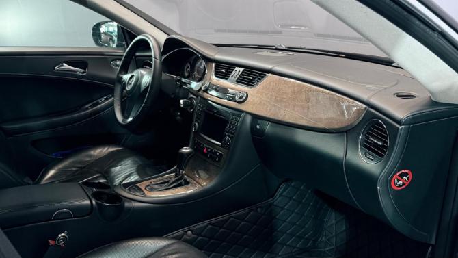Mercedes-Benz CLS I (C219) Рестайлинг с пробегом 2008 года, цена 1 590 000 рублей, 224000 км, седан, Автокод Объявления