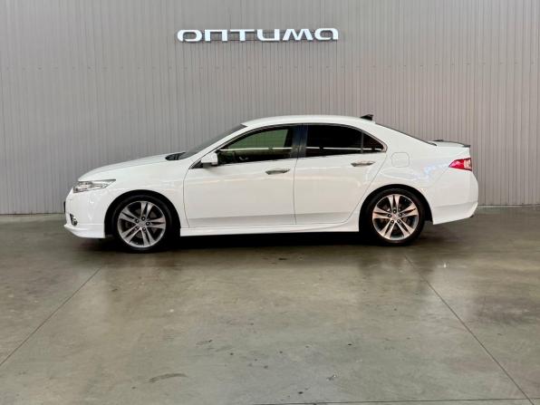 Honda Accord VIII Рестайлинг с пробегом 2012 года, цена 1 660 000 рублей, 206123 км, седан, Автокод Объявления