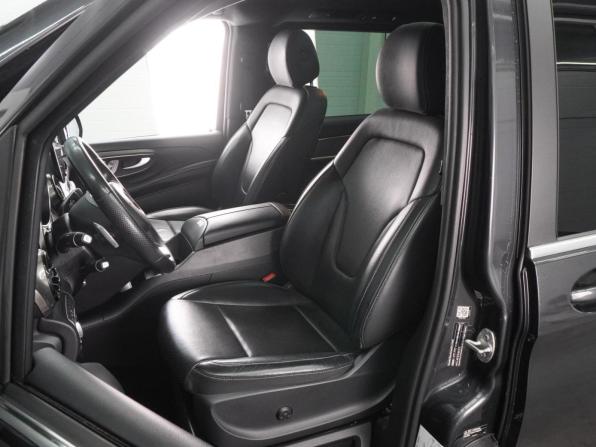 Mercedes-Benz V-Класс III (W447) Рестайлинг с пробегом 2019 года, цена 6 679 000 рублей, 119501 км, минивэн, Автокод Объявления