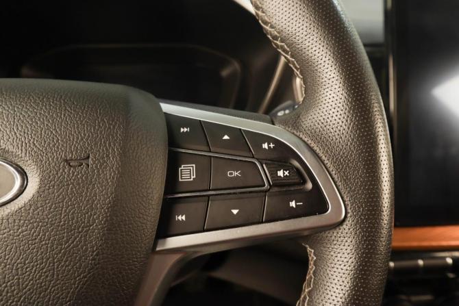 Lada (ВАЗ) Vesta I Рестайлинг (NG) с пробегом 2023 года, цена 1 369 000 рублей, 30500 км, седан, Автокод Объявления