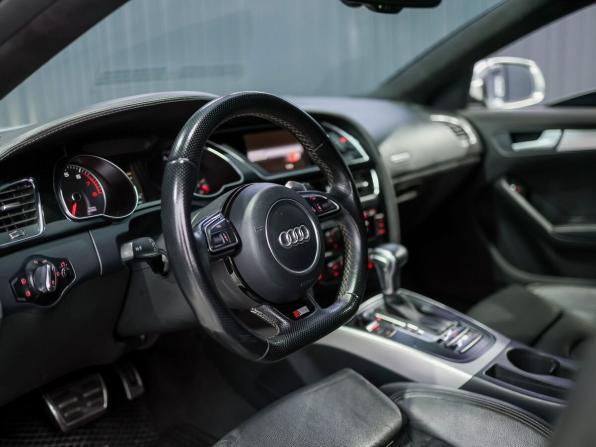 Audi A5 I (8T) Рестайлинг с пробегом 2013 года, цена 1 800 000 рублей, 196300 км, лифтбек, Автокод Объявления