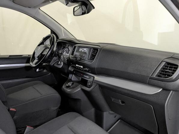 Peugeot Traveller I с пробегом 2019 года, цена 2 920 000 рублей, 72906 км, минивэн, Автокод Объявления