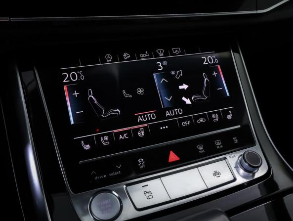 Audi Q8 I (4M) с пробегом 2019 года, цена 5 844 000 рублей, 136930 км, внедорожник, Автокод Объявления
