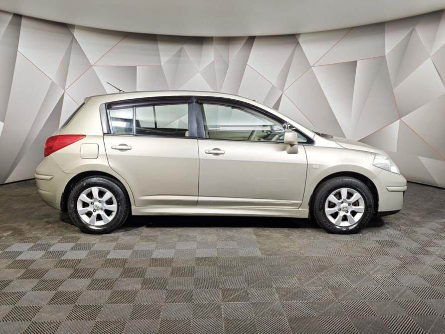 Nissan Tiida I Рестайлинг Москва  - изображение 6