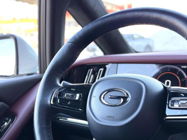 GAC M8 с пробегом 2024 года, цена 5 045 000 рублей, 5755 км, минивэн, Автокод Объявления