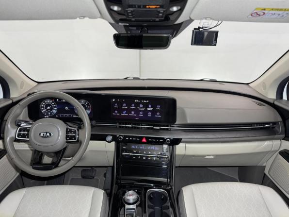 Kia Carnival III с пробегом 2020 года, цена 3 700 000 рублей, 98874 км, минивэн, Автокод Объявления