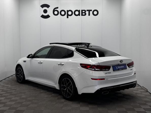 Kia Optima IV с пробегом 2018 года, цена 2 270 000 рублей, 121412 км, седан, Автокод Объявления