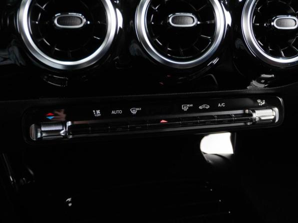 Mercedes-Benz A-Класс IV (W177) с пробегом 2021 года, цена 2 800 000 рублей, 64719 км, седан, Автокод Объявления