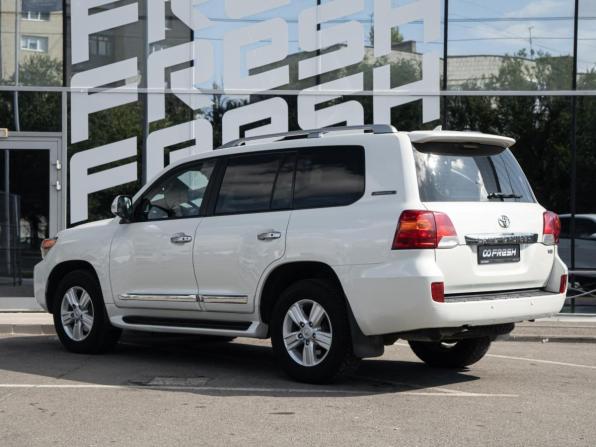 Toyota Land Cruiser 200 Series Рестайлинг 1 с пробегом 2015 года, цена 4 690 000 рублей, 162206 км, внедорожник, Автокод Объявления