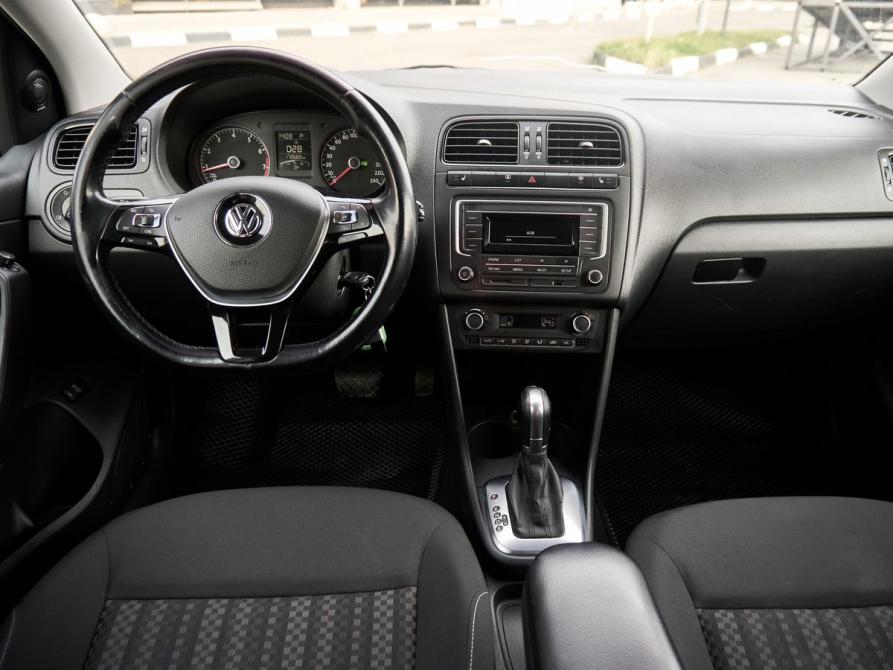 Volkswagen Polo V Рестайлинг Казань  - изображение 8