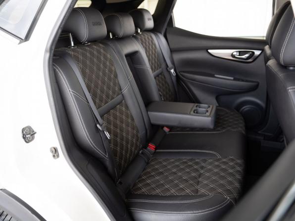 Nissan Qashqai II с пробегом 2016 года, цена 1 650 000 рублей, 110400 км, внедорожник, Автокод Объявления