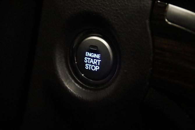 Hyundai Santa Fe II Рестайлинг с пробегом 2011 года, цена 1 395 950 рублей, 179741 км, внедорожник, Автокод Объявления