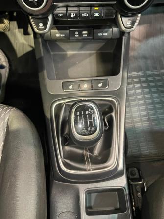 Kia Rio IV с пробегом 2019 года, цена 1 280 000 рублей, 99935 км, хэтчбек, Автокод Объявления