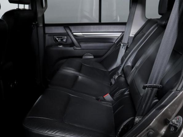 Mitsubishi Pajero IV Рестайлинг 1 с пробегом 2011 года, цена 1 520 000 рублей, 314734 км, внедорожник, Автокод Объявления