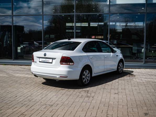 Volkswagen Polo V Рестайлинг с пробегом 2018 года, цена 1 320 000 рублей, 157321 км, седан, Автокод Объявления