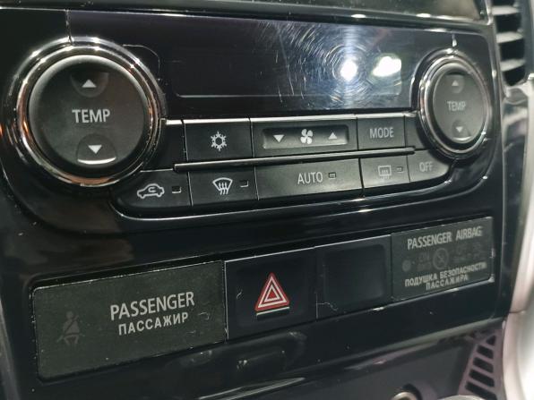 Mitsubishi Pajero Sport III с пробегом 2017 года, цена 2 399 000 рублей, 152500 км, внедорожник, Автокод Объявления