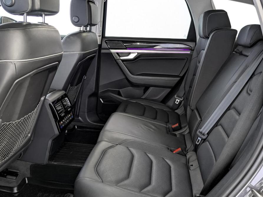 Volkswagen Touareg III Москва  - изображение 18