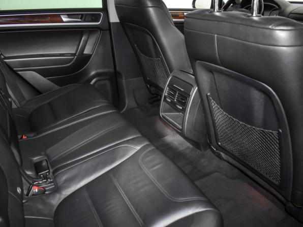 Volkswagen Touareg II с пробегом 2013 года, цена 1 685 000 рублей, 225690 км, внедорожник, Автокод Объявления