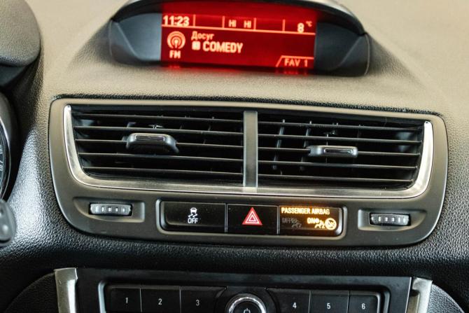 Opel Mokka I с пробегом 2015 года, цена 1 134 000 рублей, 126815 км, внедорожник, Автокод Объявления