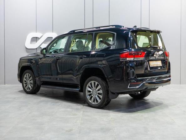 Toyota Land Cruiser 300 Series с пробегом 2022 года, цена 14 319 000 рублей, 50 км, внедорожник, Автокод Объявления