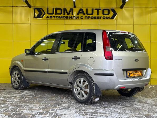 Ford Fusion I с пробегом 2004 года, цена 389 000 рублей, 131000 км, хэтчбек, Автокод Объявления