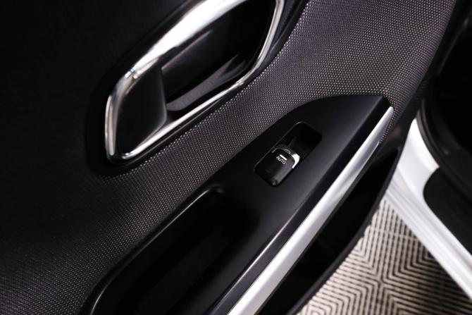 Kia Ceed II Рестайлинг с пробегом 2018 года, цена 1 569 000 рублей, 106393 км, универсал, Автокод Объявления