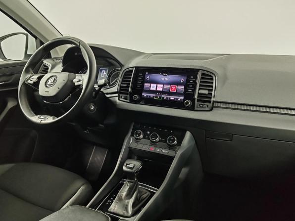 Skoda Karoq I с пробегом 2021 года, цена 2 399 000 рублей, 54923 км, внедорожник, Автокод Объявления