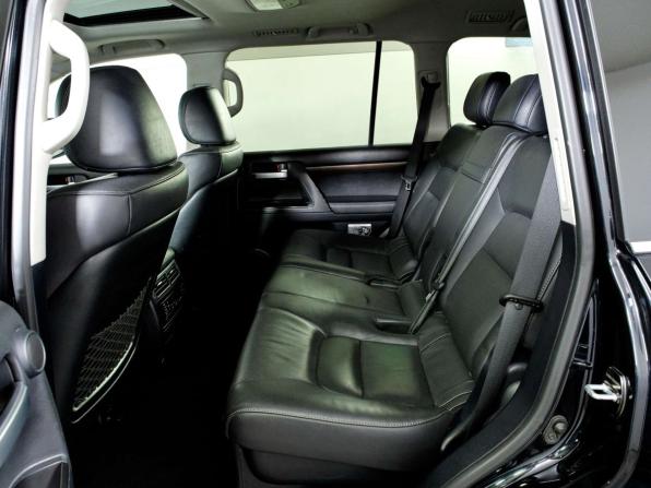 Toyota Land Cruiser 200 Series Рестайлинг 2 с пробегом 2019 года, цена 6 298 000 рублей, 188708 км, внедорожник, Автокод Объявления
