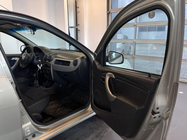 Renault Sandero I с пробегом 2012 года, цена 598 000 рублей, 101860 км, хэтчбек, Автокод Объявления